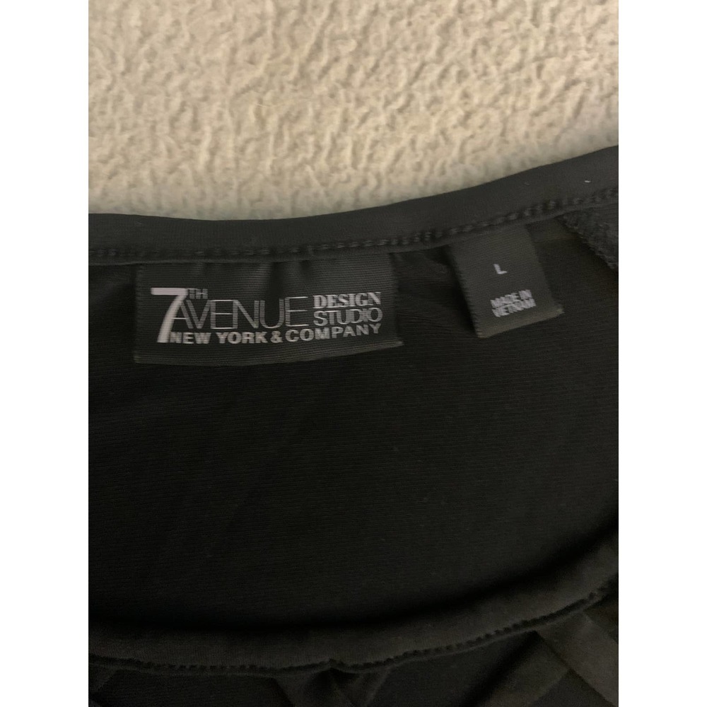 New York & Co Criss Cross Black Top - Picture 5 of 5